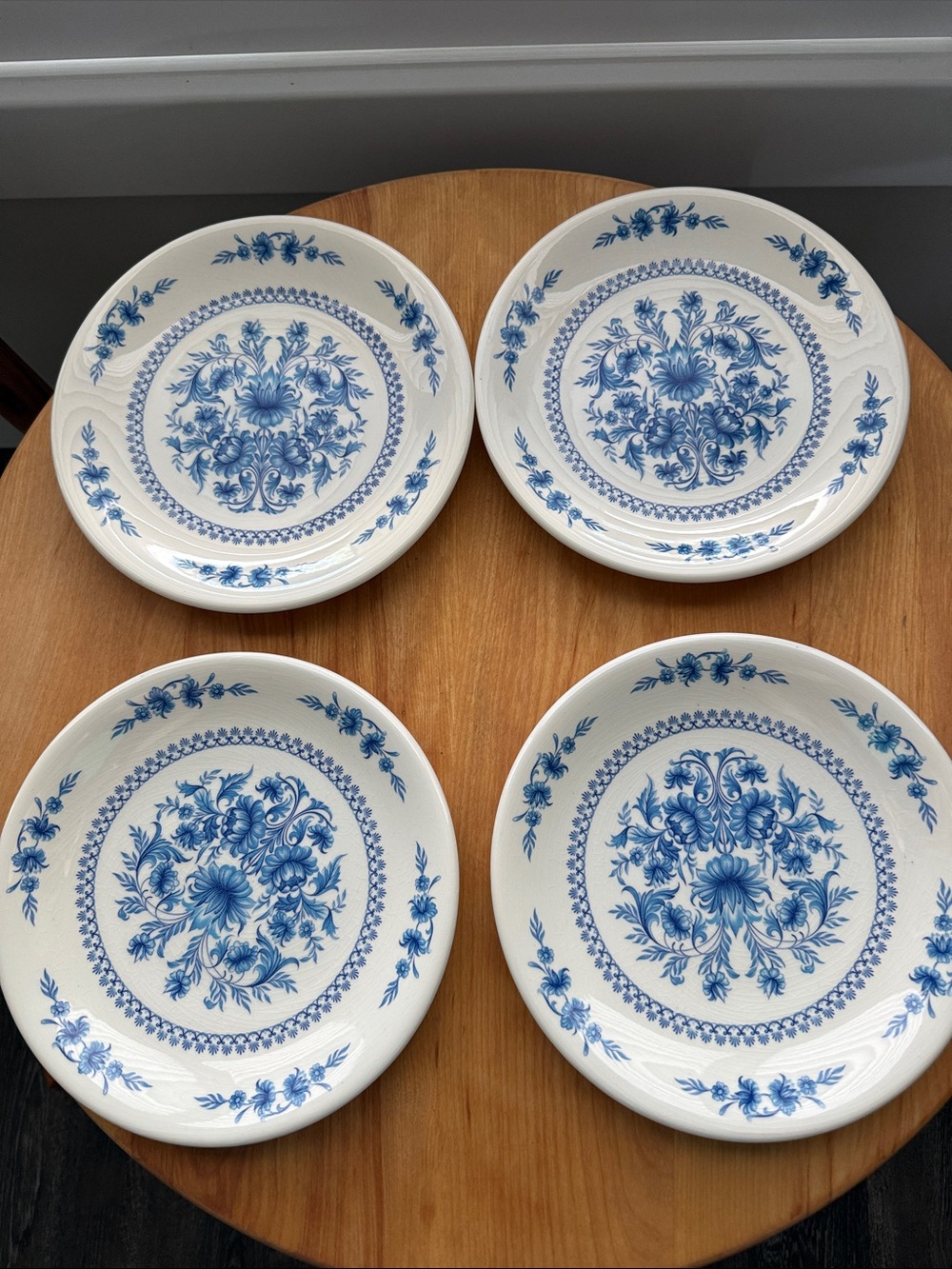 Set of 4 Sado Internacional Portugal Blue Floral Salad Dessert Plates  White